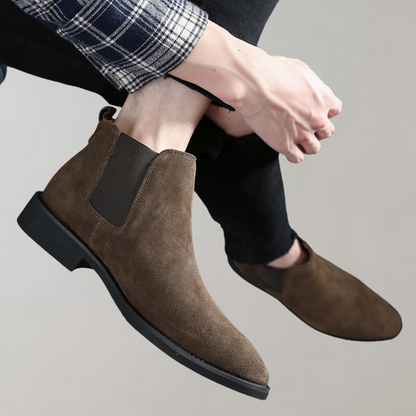 Slip on men's boots