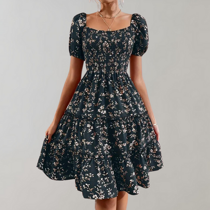 Floral summer dress with square neck 