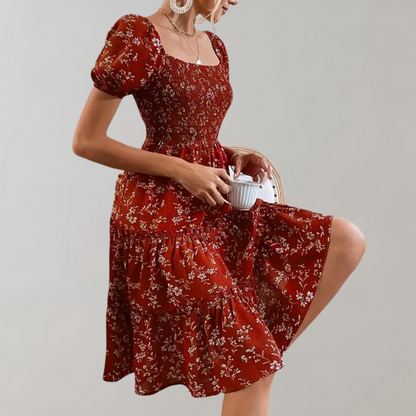 Floral summer dress with square neck 