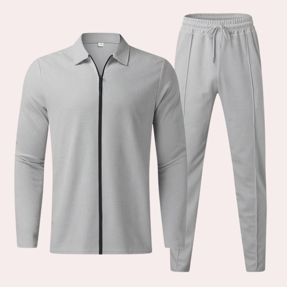 Comfortable two-piece men's set