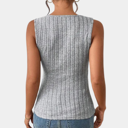 Casual sleeveless women's top