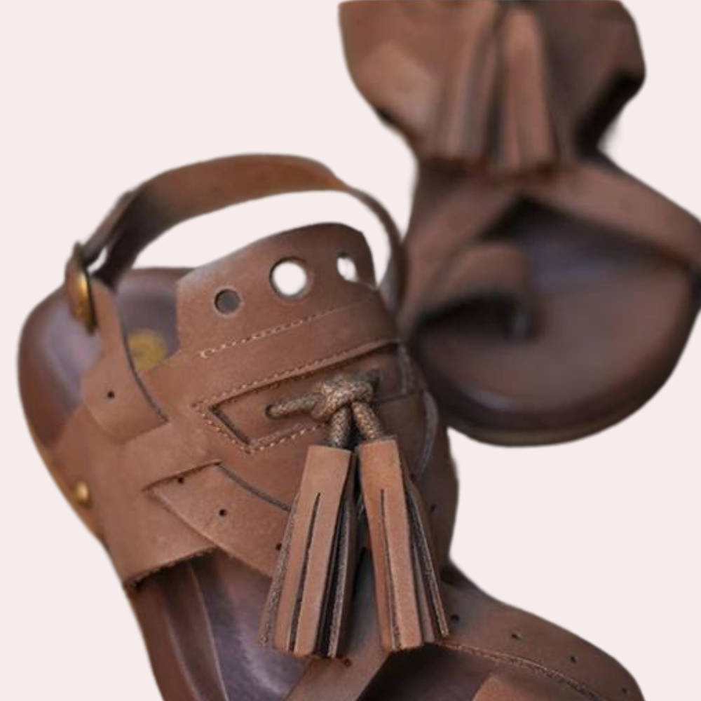 Comfortabele sandalen met kwastjes voor dames